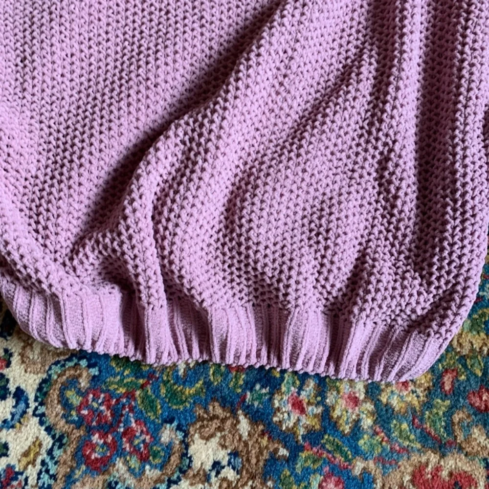 Urban outfitters‎ puff sleeve crop sweater. Worn twice. 68 retail - Picture 5 of 6